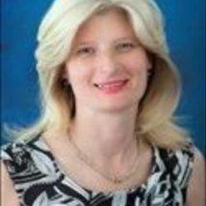 Meet your Posher, Adrienne